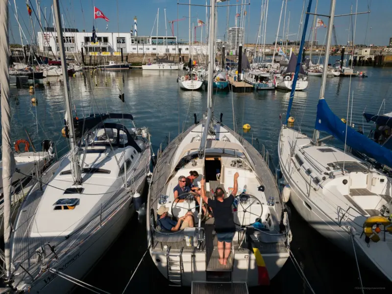 People in a boat - Port of Ostend, Belgium - iPhone Photography
